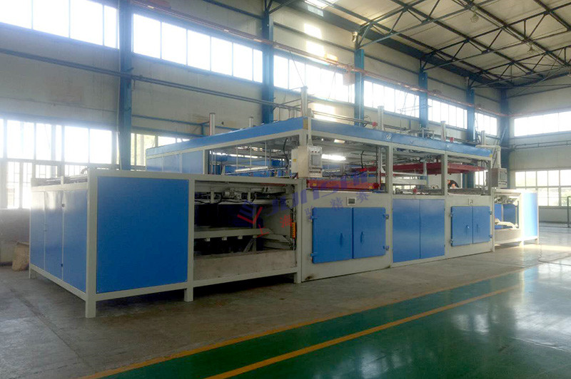 雙頭自動<a href=http://www.sergej.cn/ target=_blank class=infotextkey>吸塑機</a>.jpg